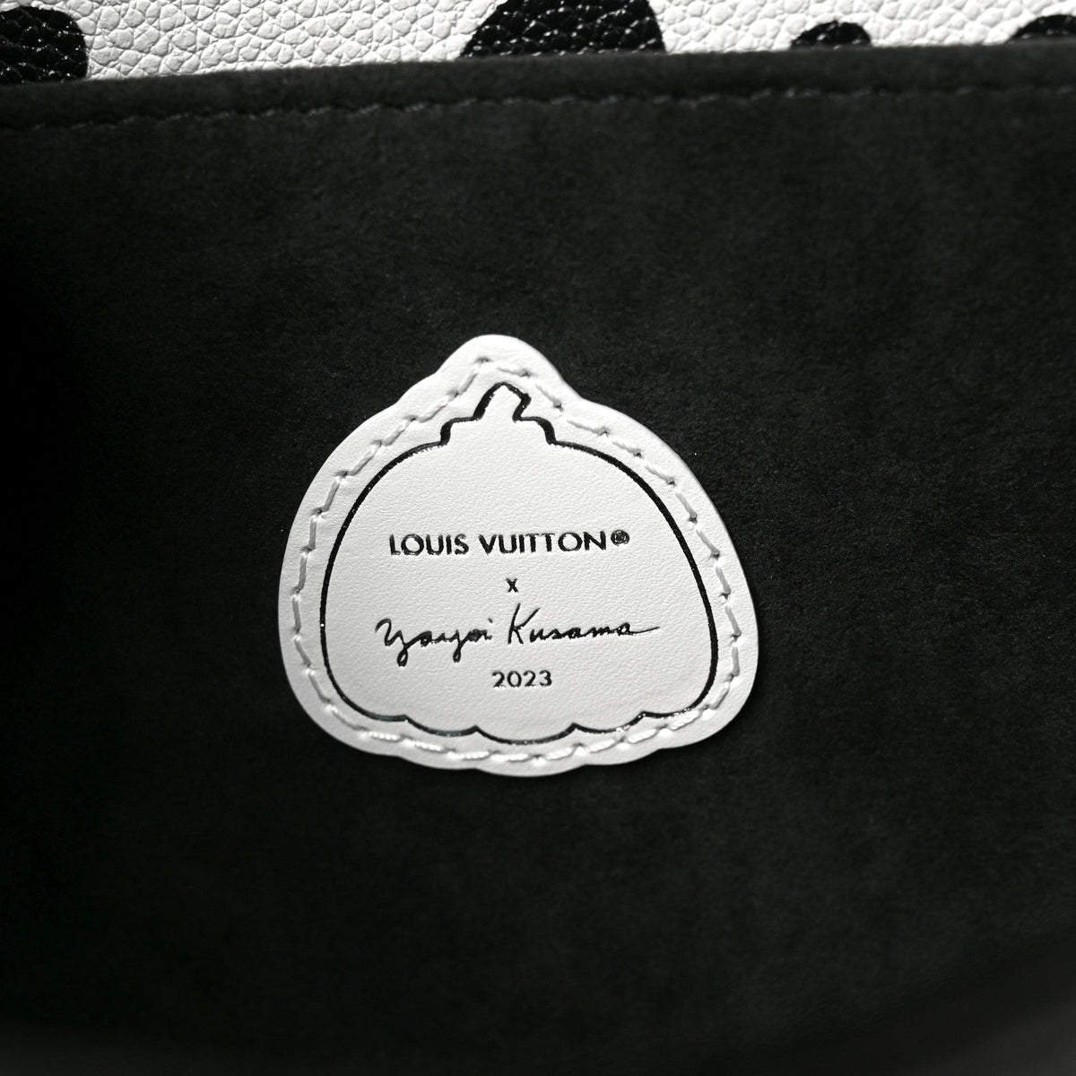 Louis Vuitton LV x YK Empreinte Monogram Giant Pochette Metis Black