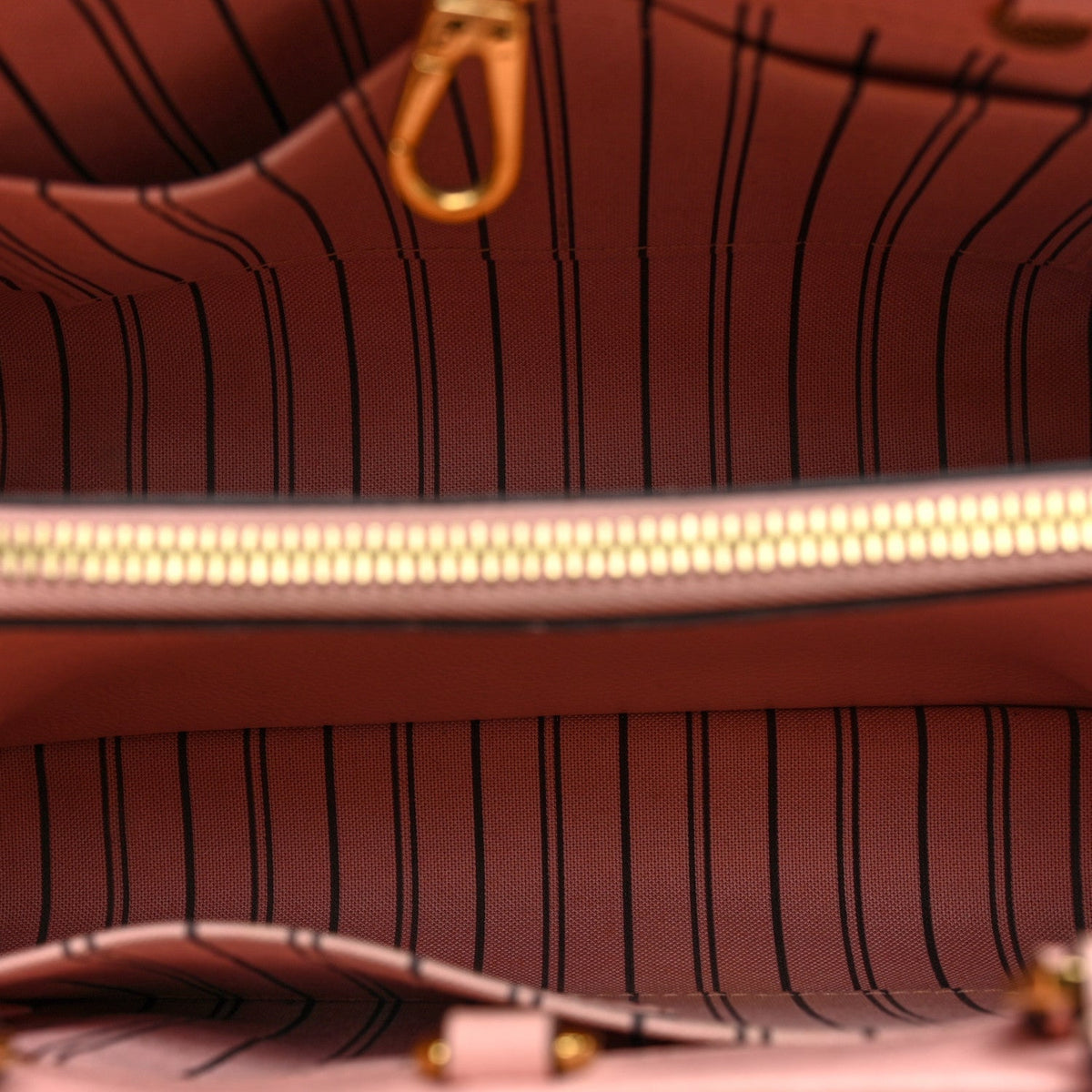 Louis Vuitton Empreinte Montaigne BB Rose Poudre