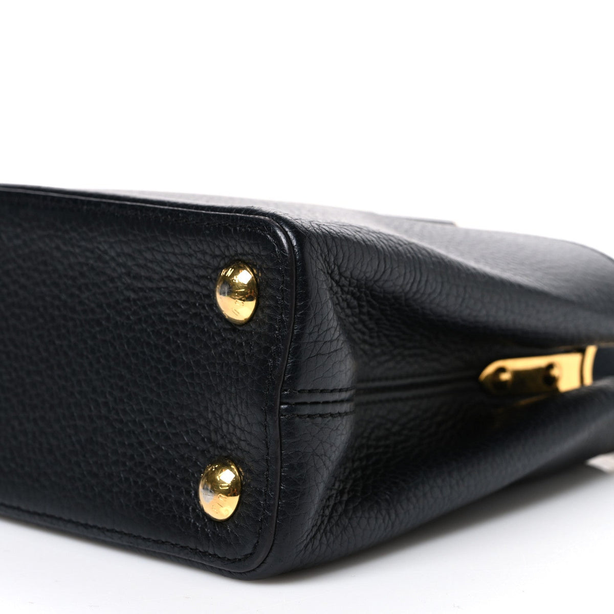 Louis Vuitton Taurillon Capucines BB Black