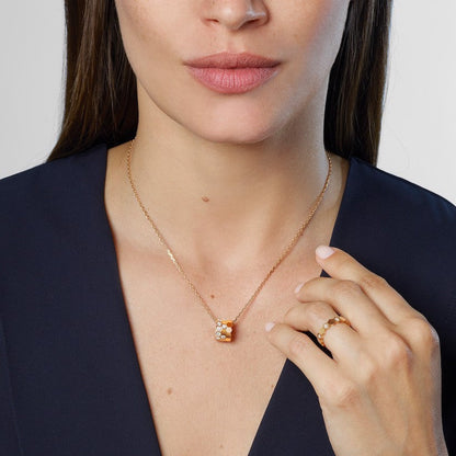 18K Gold Diamond Chaumet Bee My Love Pendant Necklace