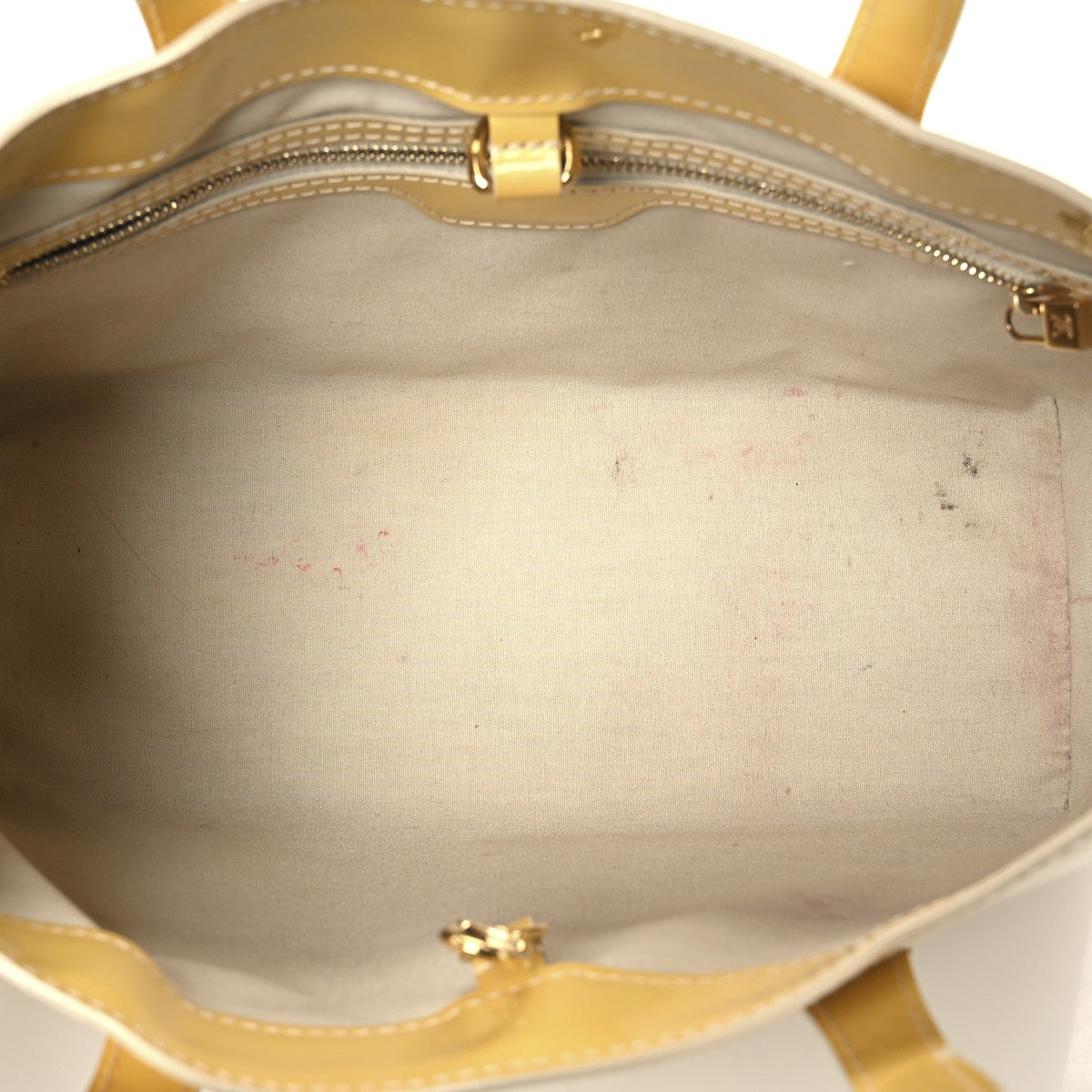 Louis Vuitton Vernis Wilshire PM Blanc Corail