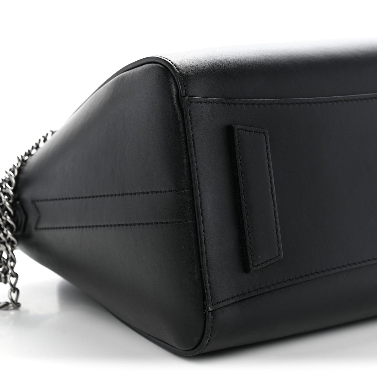 Givenchy Smooth Calfskin Chains Small Antigona Black