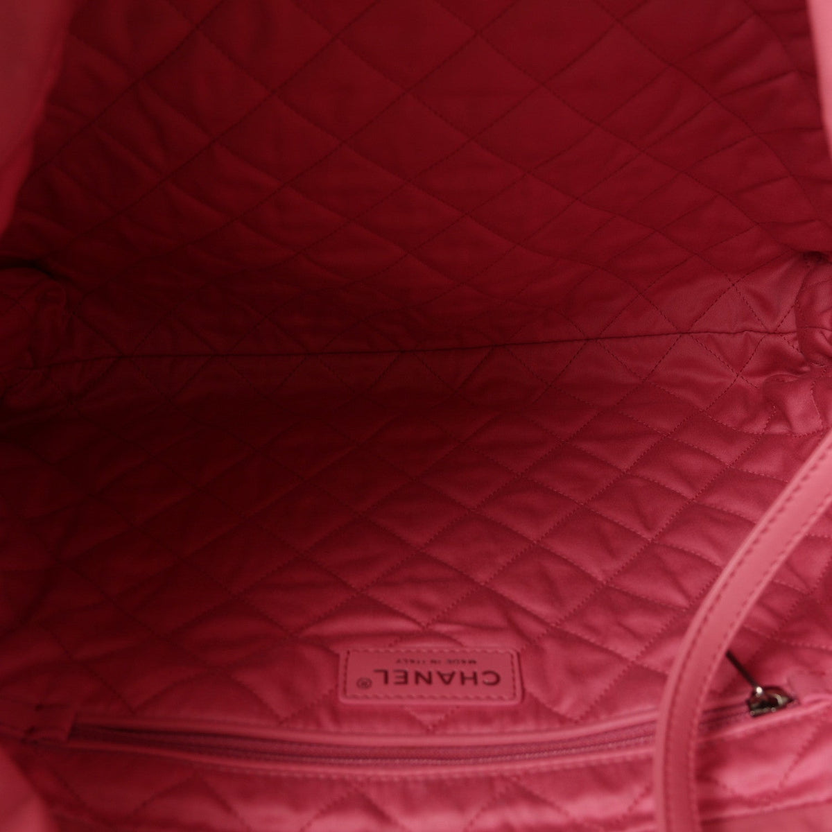 Chanel Shiny Calfskin Quilted Chanel 22 Bag Pink