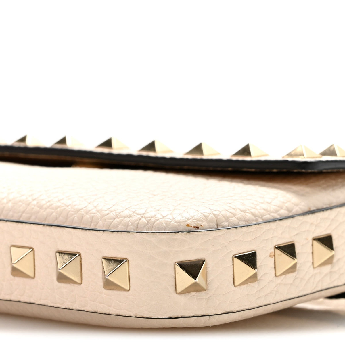 Valentino Garavani Grainy Calfskin Rockstud Crossbody Pouch Light Ivory