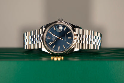 Rolex Datejust 36 mm Bright Blue Dial Oystersteel White Gold Jubilee 126234-0017