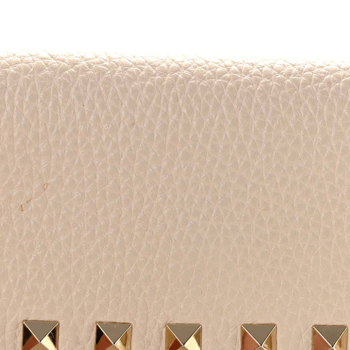 Valentino Garavani Grainy Calfskin Rockstud Crossbody Pouch Light Ivory