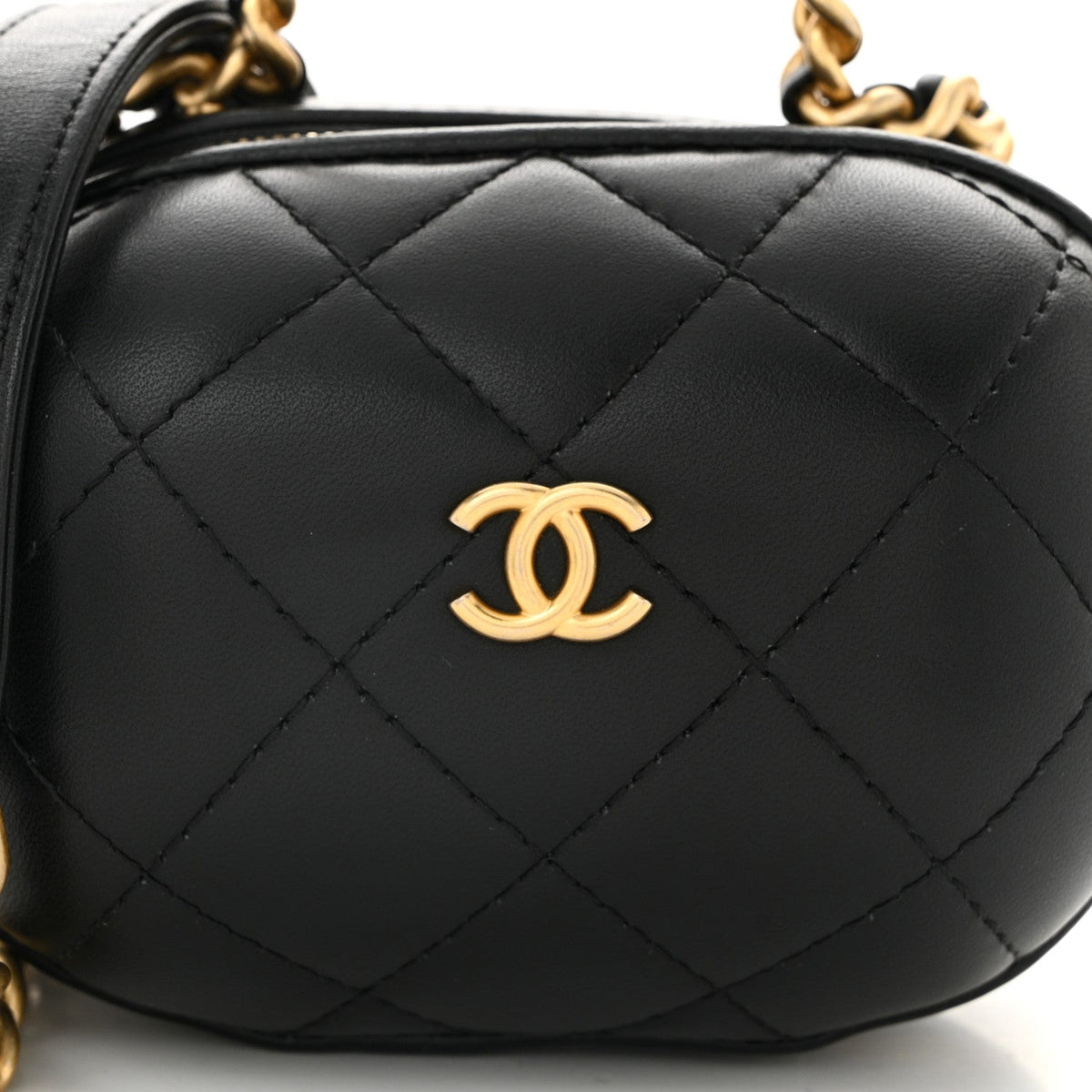 Chanel Lambskin Quilted CC Bubble Vanity Case With Chain Black