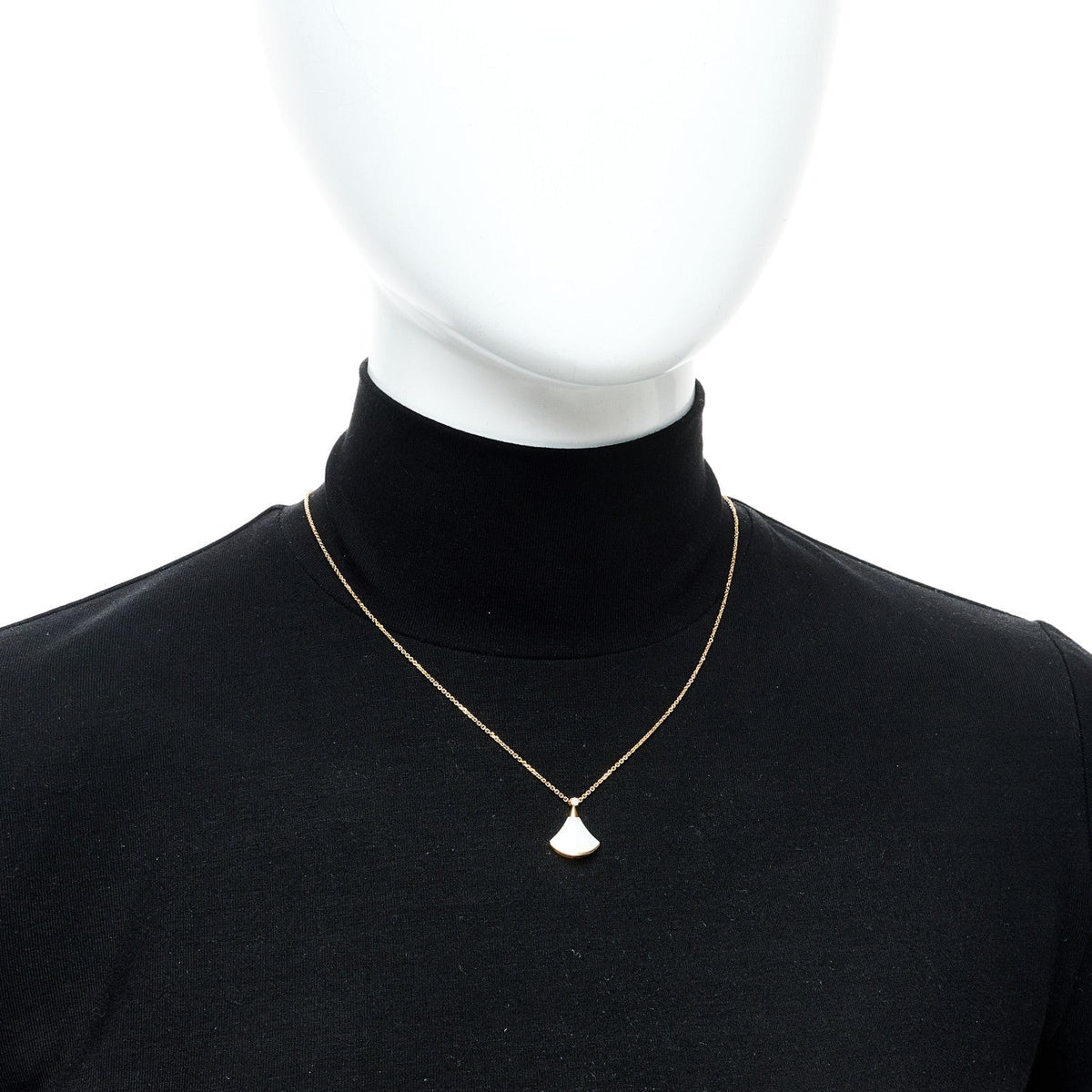 Bulgari 18K Rose Gold Diamond Mother of Pearl Small Divas' Dream Pendant Necklace