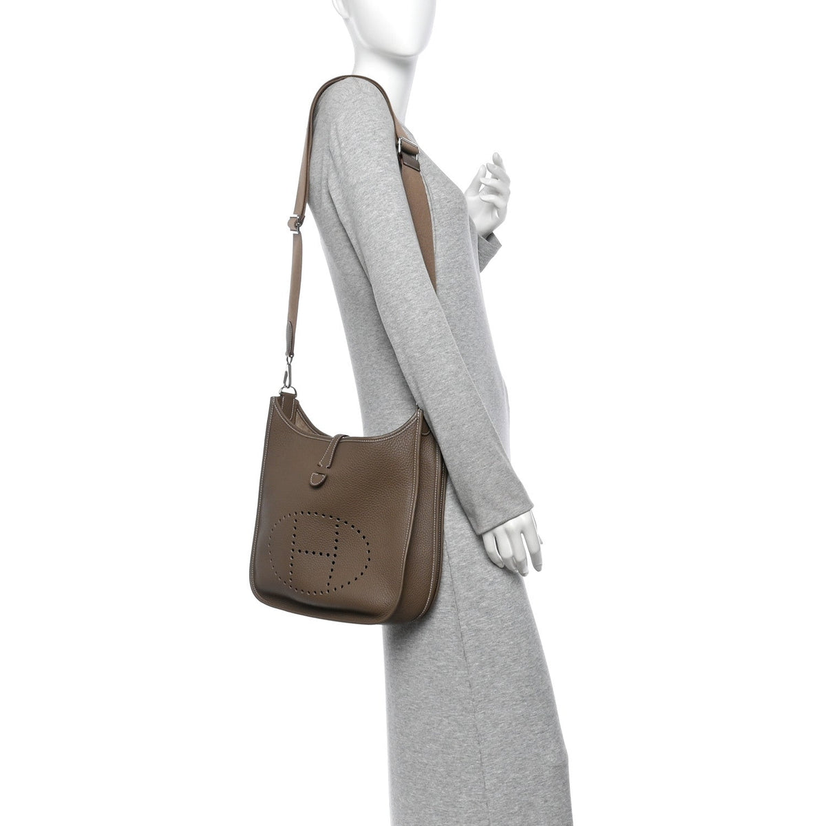 Hermes Taurillon Clemence Evelyne III PM Etoupe 1983959