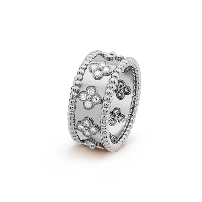 18K Gold Diamond VCA Perlée Clover Medium Ring