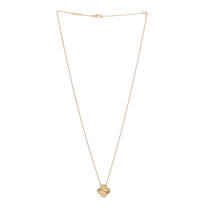 Van Cleef & Arpels 18K Yellow Gold Guilloche Vintage Alhambra Pendant Necklace 45.1cm