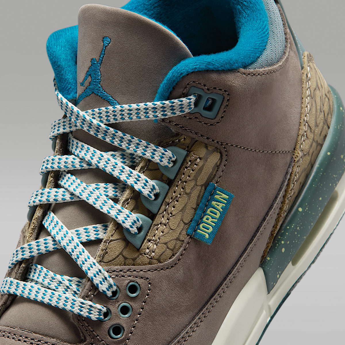 Jordan Air 3 Retro Big Kids' Shoes IB7066-001