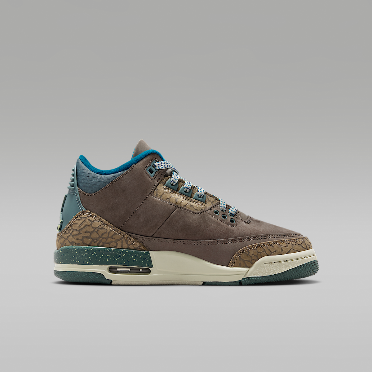 Jordan Air 3 Retro Big Kids' Shoes IB7066-001