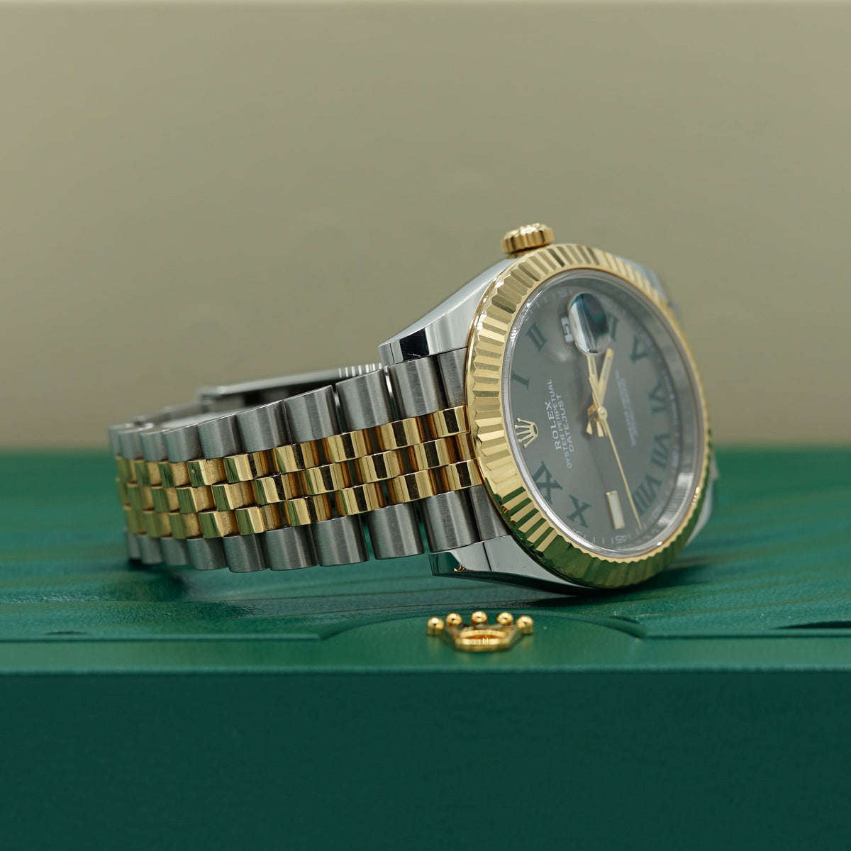 Rolex Datejust 41 mm Slate 18k Yellow Gold Jubilee 126333-0020