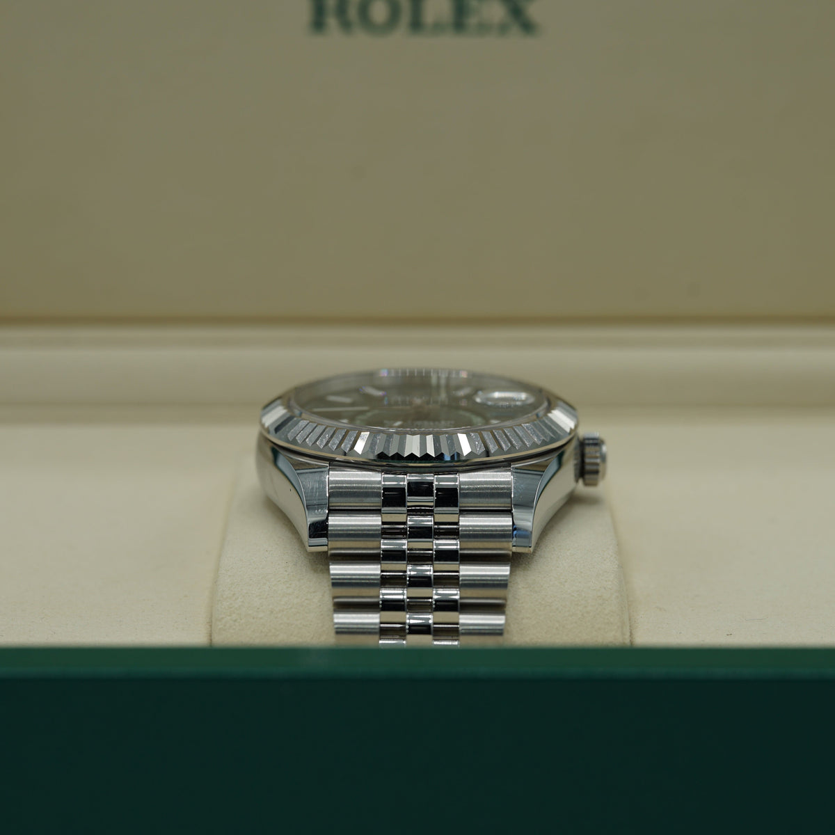 Rolex Sky-Dweller 42 mm Mint Green Oyster 336934-0001
