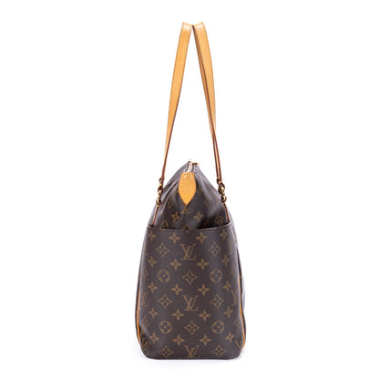 Totally Handbag Monogram Canvas MM
