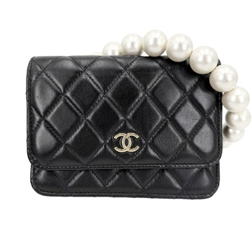 Pearl Strap CC Wallet on Chain Quilted Calfskin