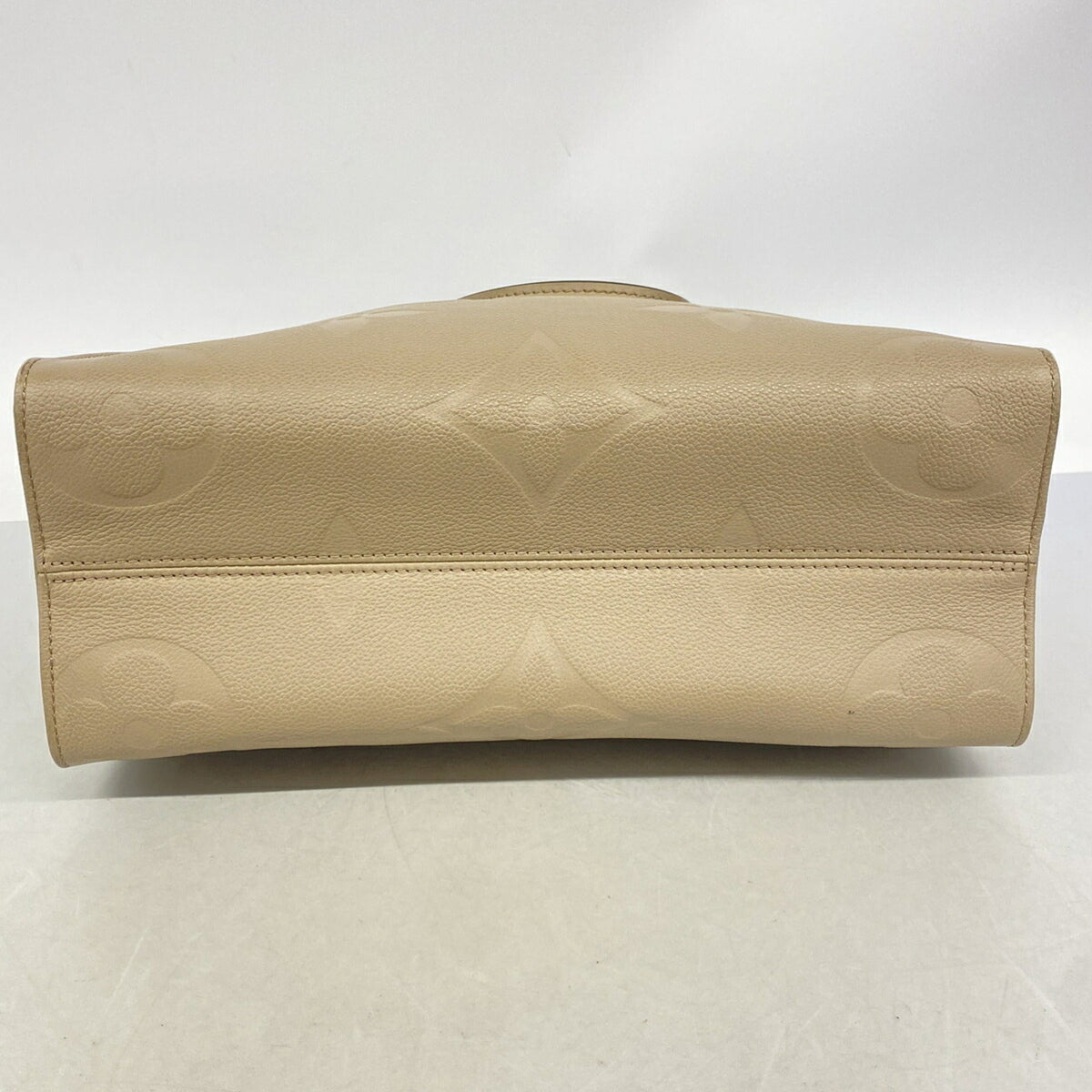 OnTheGo Tote Monogram Empreinte Giant MM