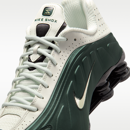 Shox R4 Shoes