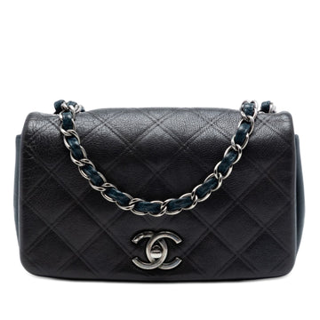 New Chic Flap Bag Diamond Embossed Calfskin Small