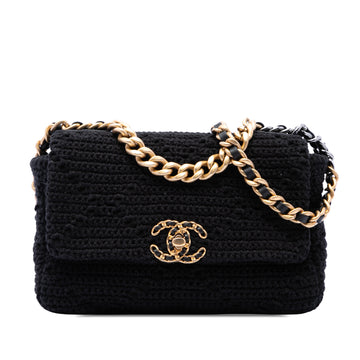 19 Flap Bag Crochet Medium