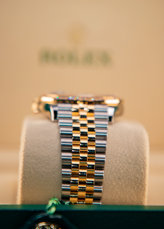 Rolex Datejust 36 mm Olive Green Diamonds 18k Yellow Gold Oyster 126283rbr-0012
