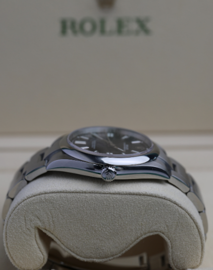 Rolex Oyster Perpetual 41 mm Bright Black Oystersteel Oyster 124300-0002
