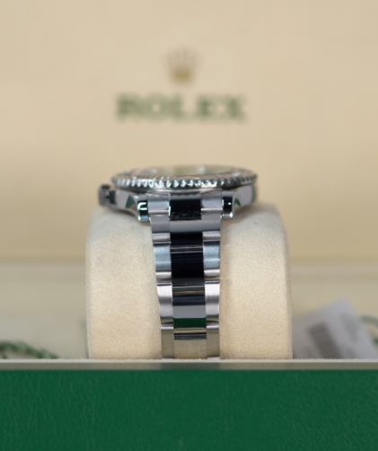 Rolex Yacht-Master 37 mm Slate Oystersteel Platinum Oyster 268622-0002