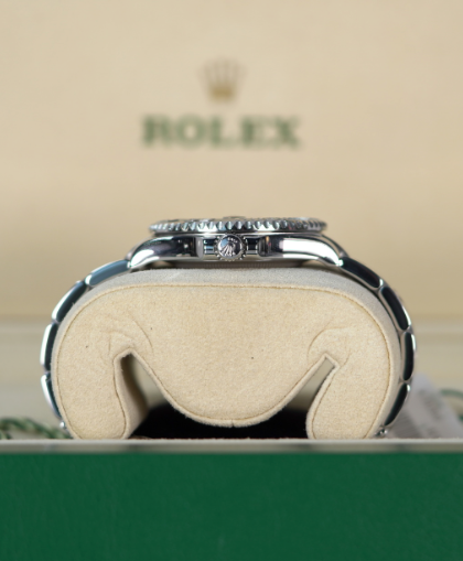 Rolex Yacht-Master 37 mm Slate Oystersteel Platinum Oyster 268622-0002