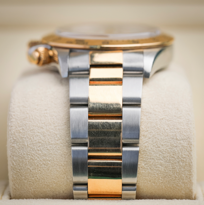 Rolex Oyster 40 mm White and Golden Yellow Rolesor Oyster 126503-0001