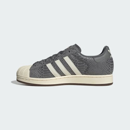 Superstar II Sneakers