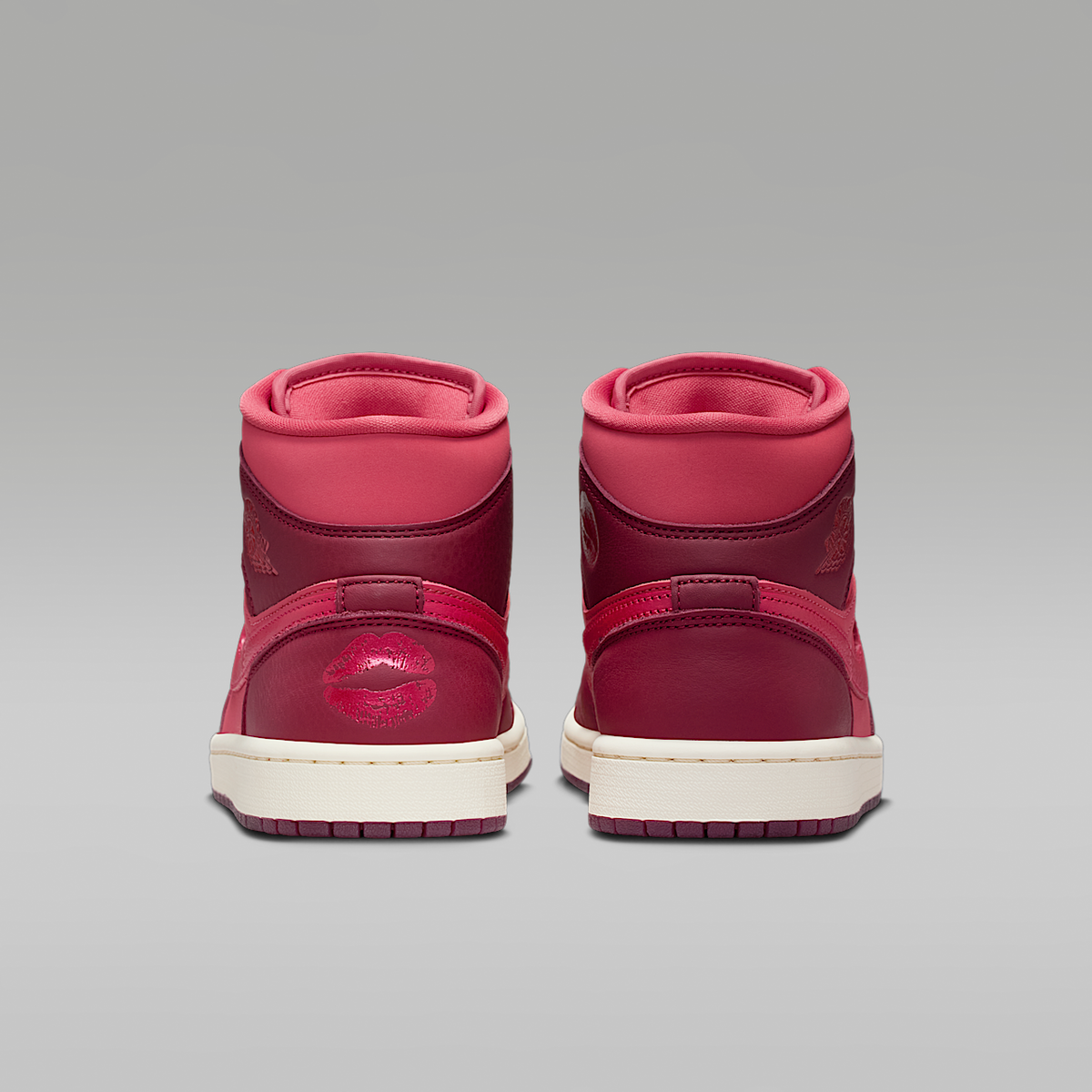 Air Jordan 1 Mid SE Shoes