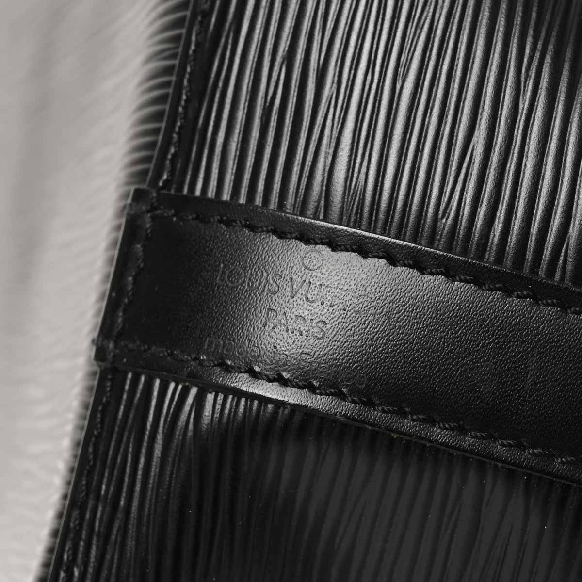 Louis Vuitton Epi Petit Noe Shoulder Bag Black