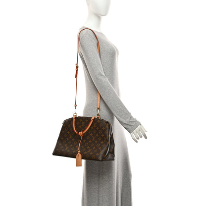 Louis Vuitton Monogram Grand Palais 1976691