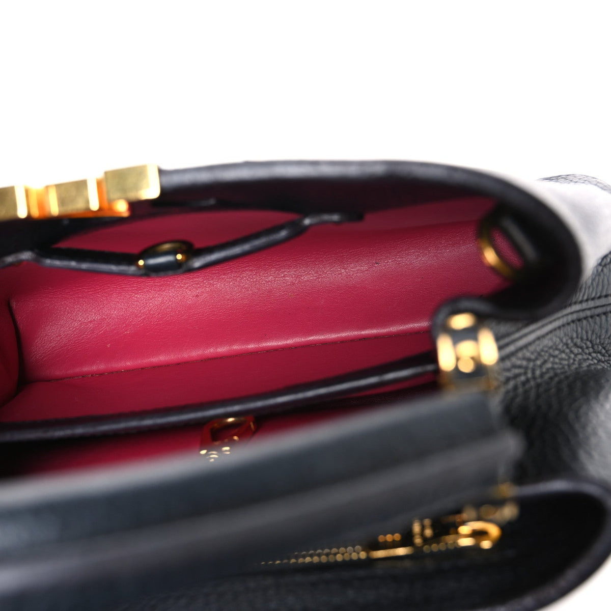 Louis Vuitton Taurillon Capucines BB Black