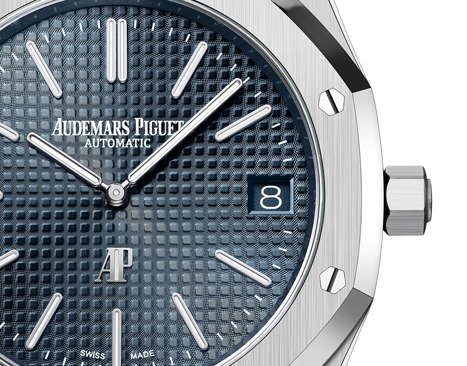 AP Royal Oak “JUMBO” EXTRA-THIN “50TH ANNIVERSARY” Ref# 16202ST.OO.1240ST.01