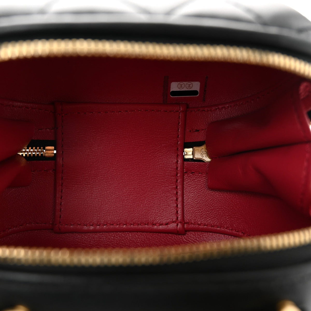 Chanel Lambskin Quilted CC Bubble Vanity Case With Chain Black