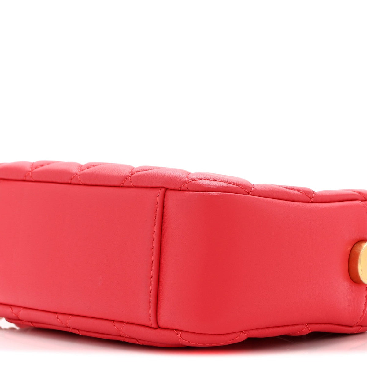 Chanel Lambskin Quilted CC Pearl Crush Camera Case Red