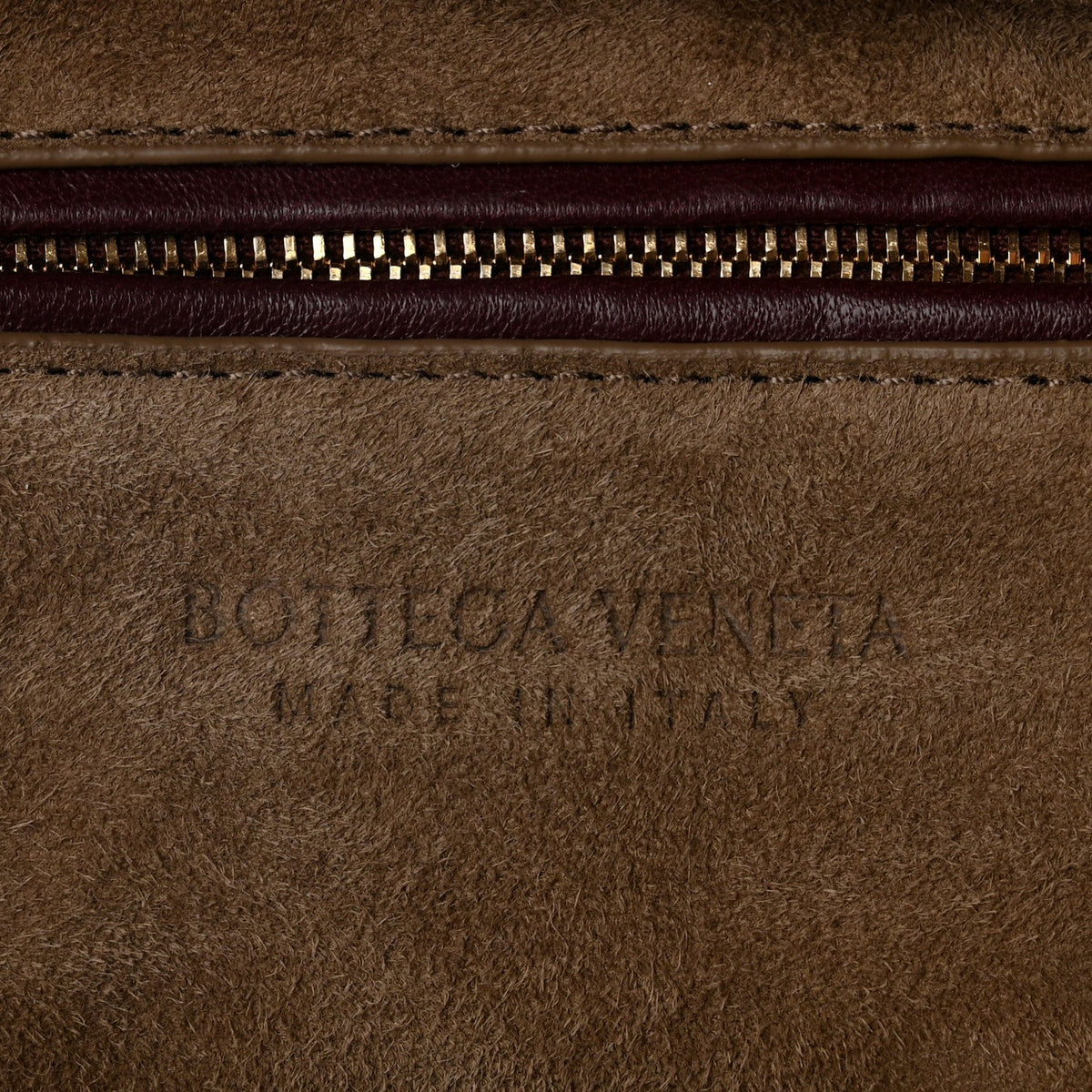 Bottega Veneta Lambskin Intrecciato Medium Padded Veneta Deep Mahogany