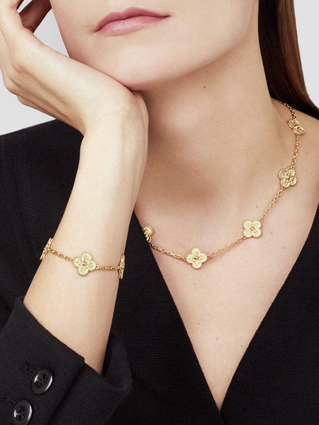 18K Gold VCA Vintage Alhambra 10 Motifs Necklace