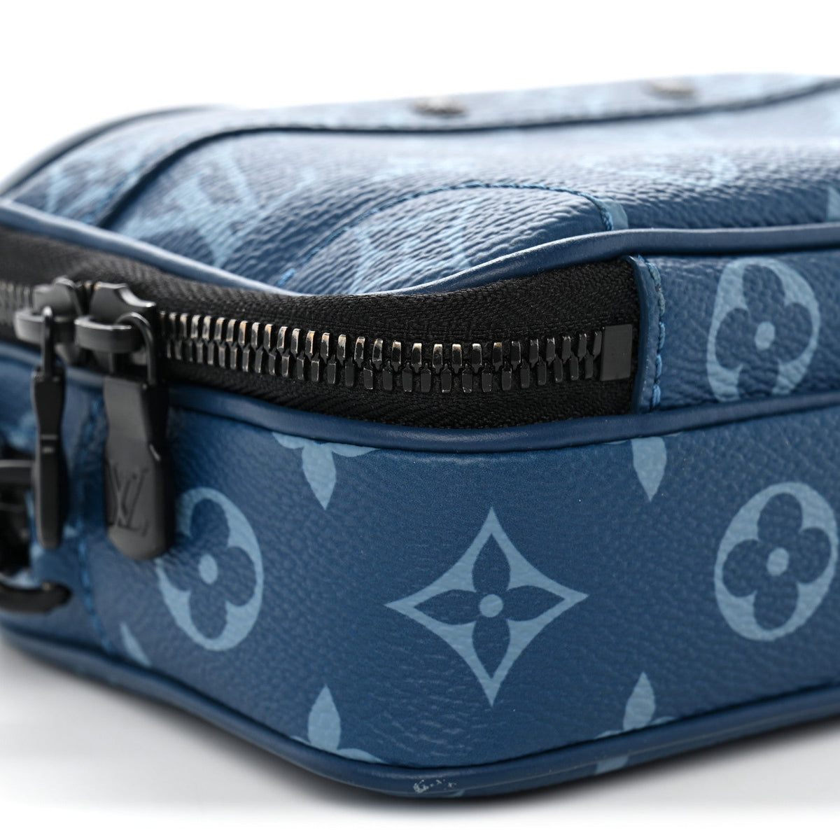 Louis Vuitton Monogram Alpha Wearable Wallet Atlantic Blue