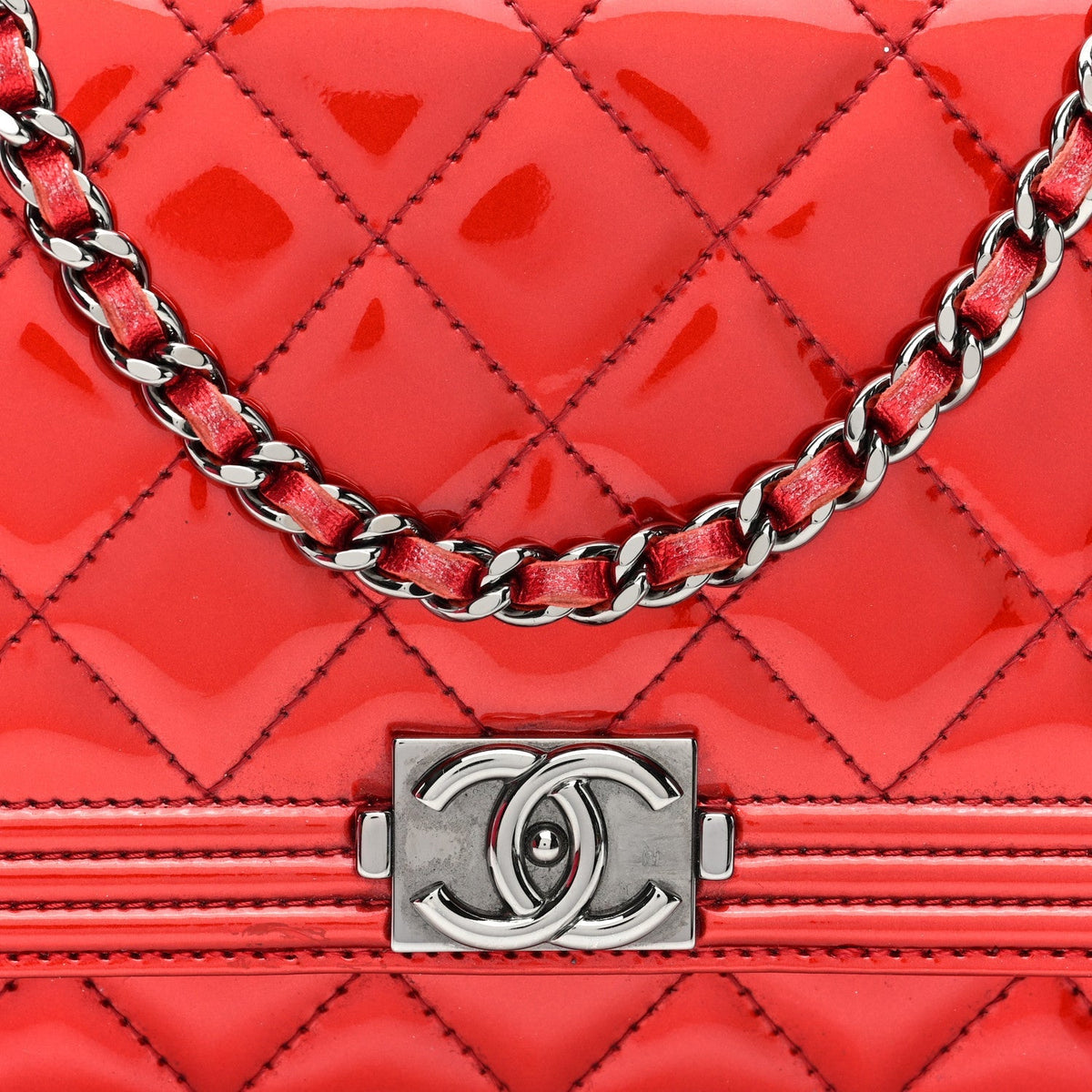 Chanel Metallic Patent Calfskin Quilted Boy Wallet On Chain Red 1985854