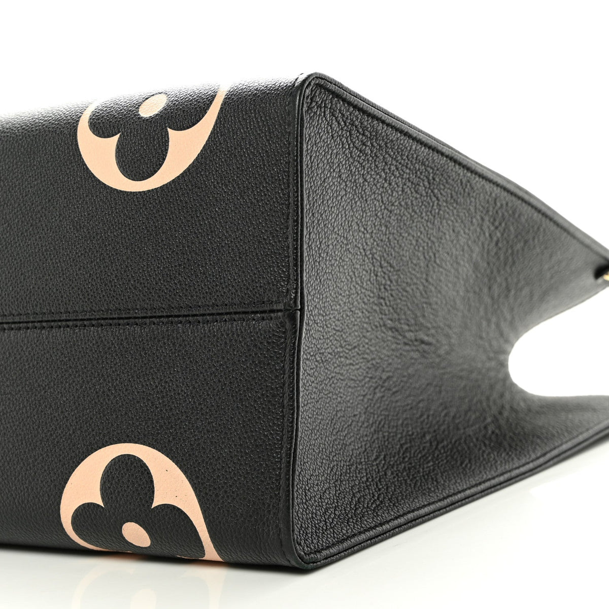 Louis Vuitton Empreinte Monogram Giant Onthego GM Tote Bag Black Beige