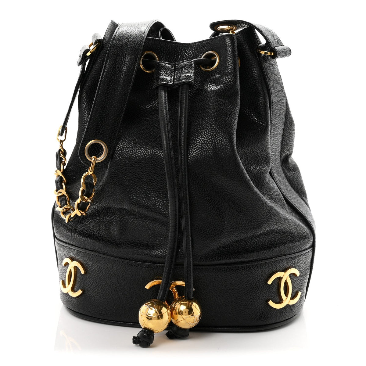 Chanel Caviar CC Drawstring Shoulder Bag Black 1951318