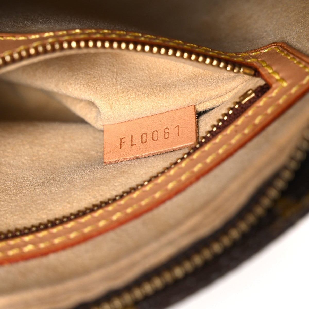 Louis Vuitton Monogram Looping MM