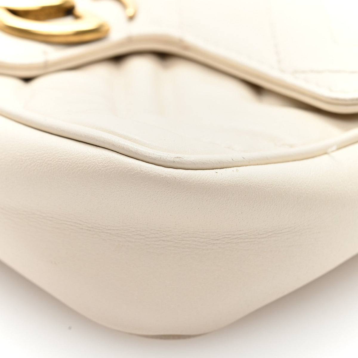 Gucci Calfskin Matelasse Super Mini GG Marmont Shoulder Bag White