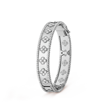 18K Gold Diamond VCA Perlée Clover Bracelet