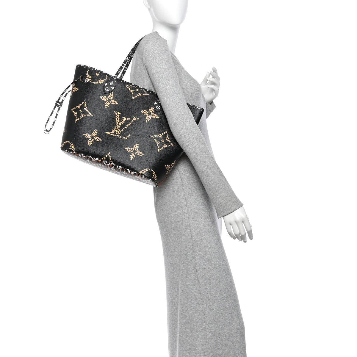 Louis Vuitton Monogram Giant Jungle Neverfull MM Black