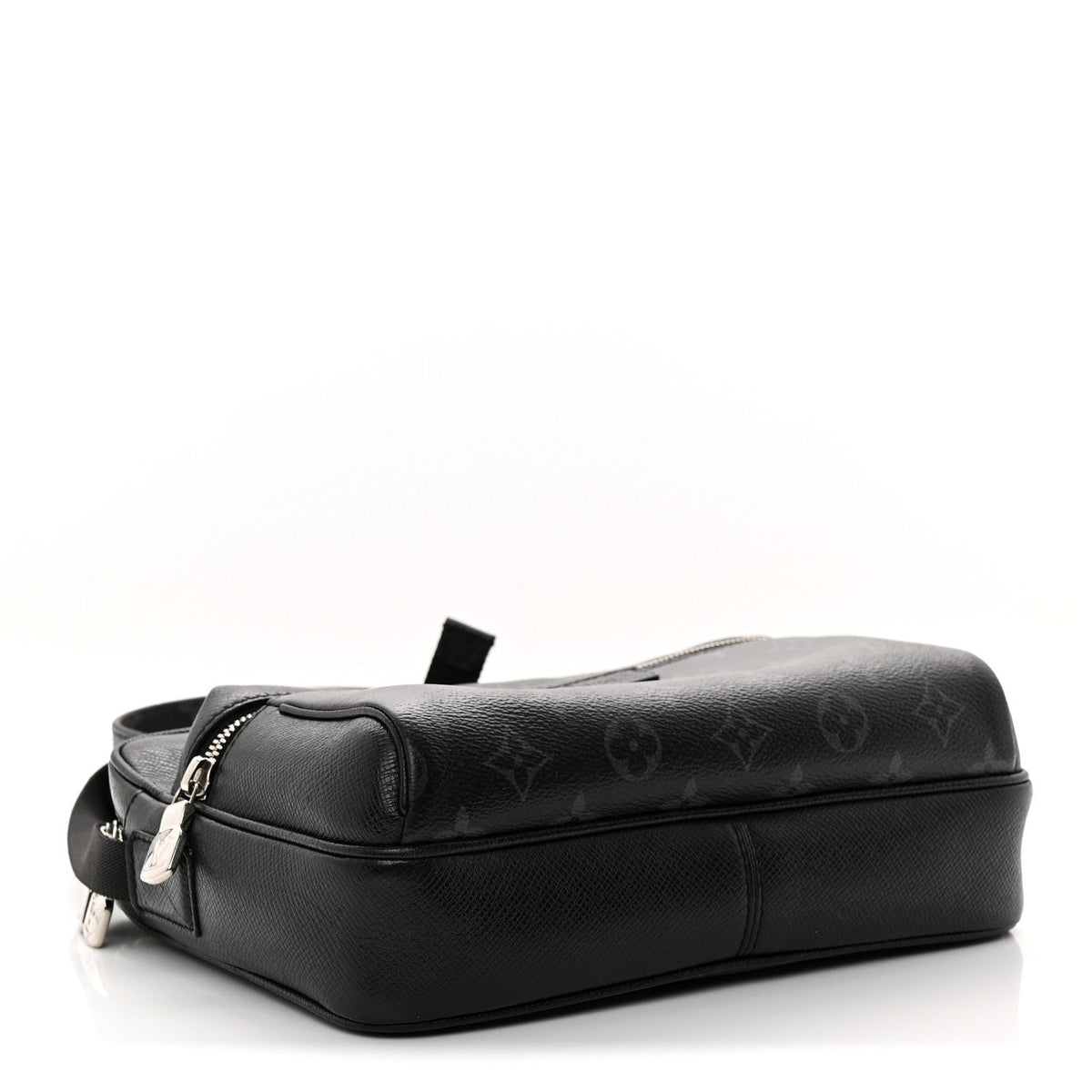 Louis Vuitton Taiga Monogram Eclipse Outdoor Messenger Black