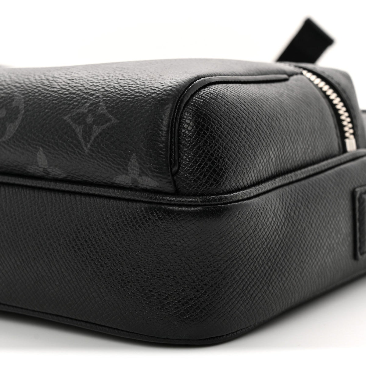 Louis Vuitton Taiga Monogram Eclipse Outdoor Messenger Black